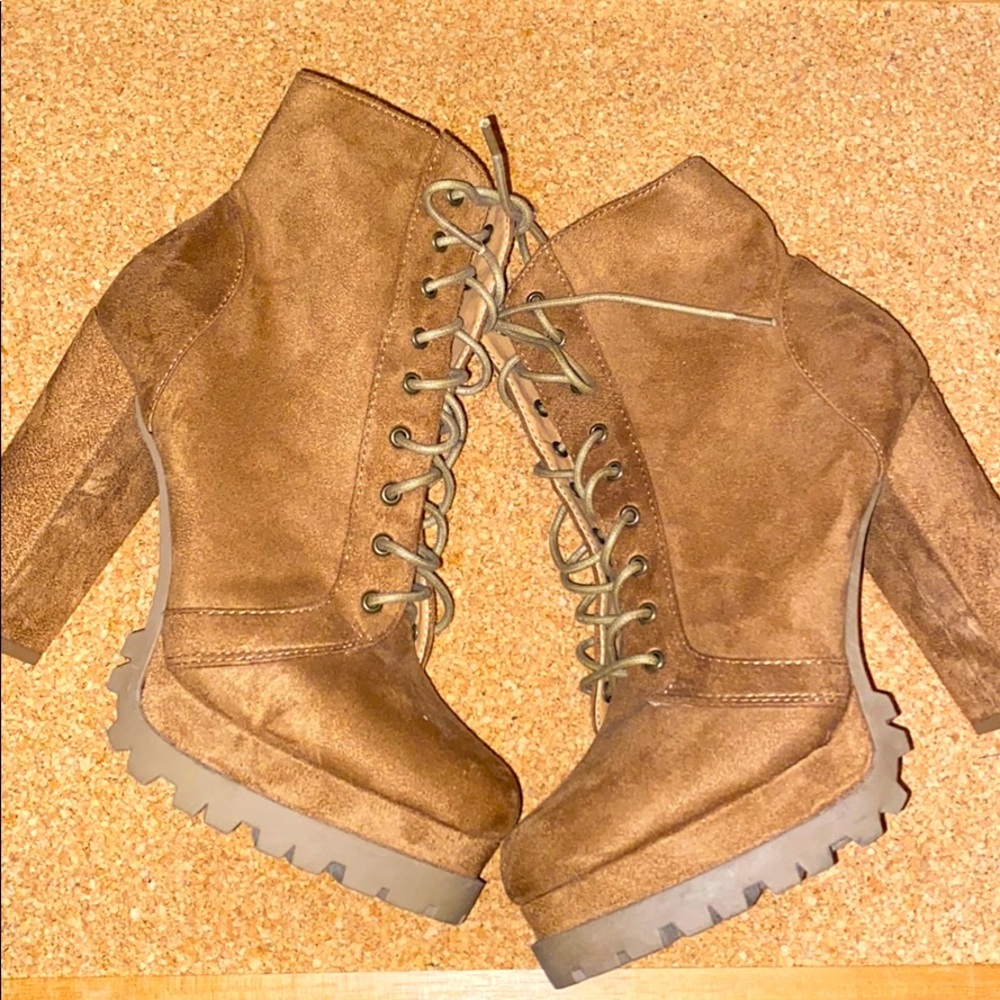 Cognac Platform Bootie